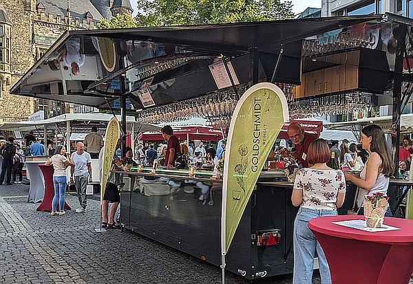Besuchen Sie uns an unserem Weinverkaufswagen auf dem Weinfest